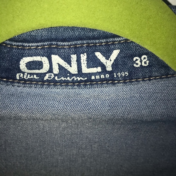 Jean jacket - Picture 3 of 3